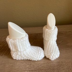 Newborn White Baby Booties